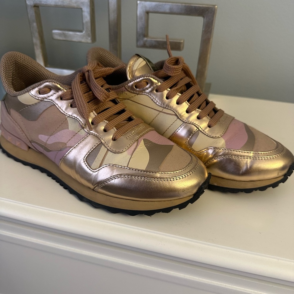 Valentino camo pink/rose gold sneakers